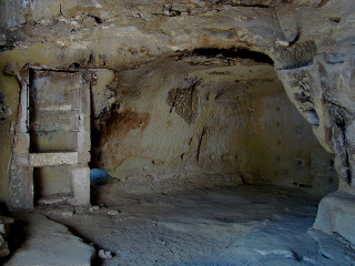 Illustration for article titled An underground city in France where people have lived for thousands of years